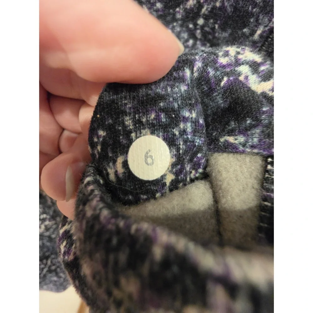 Lululemon Full Zip Scuba Hoodie Fleece Women Size 6 Elevated Basics Thumb Holes